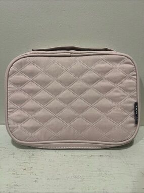 Quilted Light Pink Women's Travel Pouch - Compact Organizer